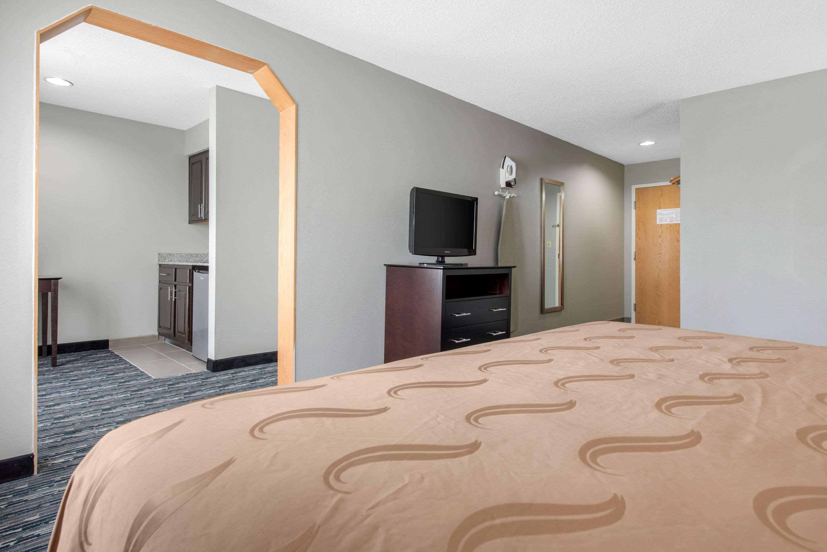 Quality Inn & Suites Brownsburg - Indianapolis West Екстер'єр фото
