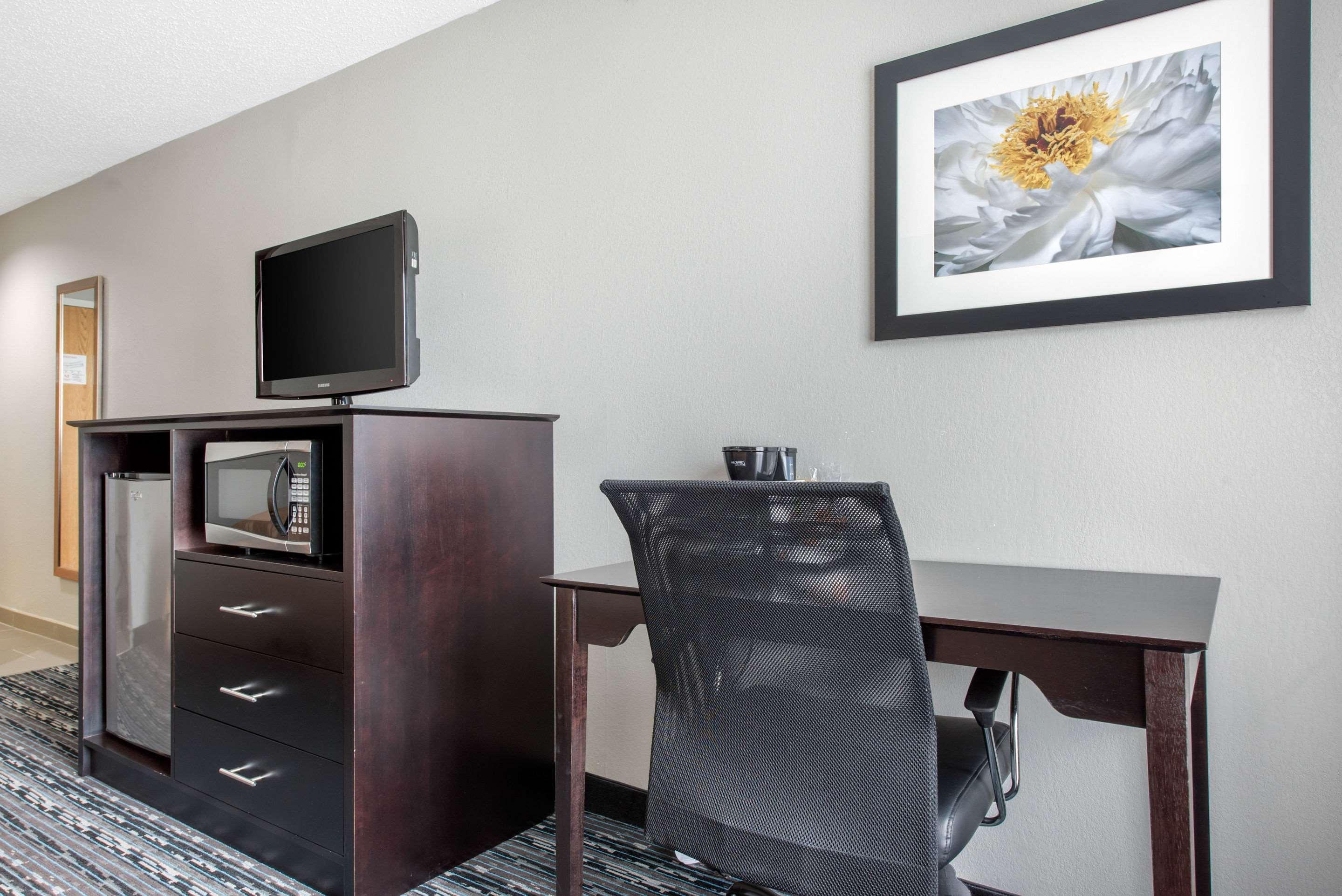 Quality Inn & Suites Brownsburg - Indianapolis West Екстер'єр фото