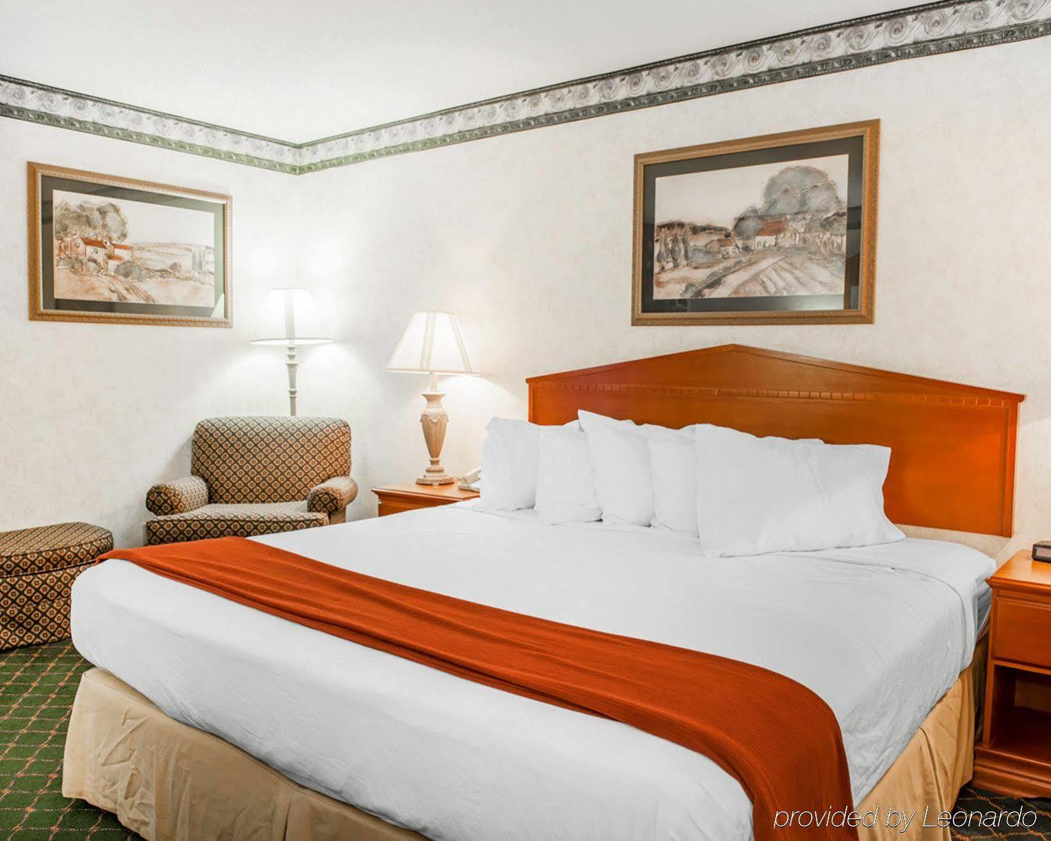 Quality Inn & Suites Brownsburg - Indianapolis West Екстер'єр фото